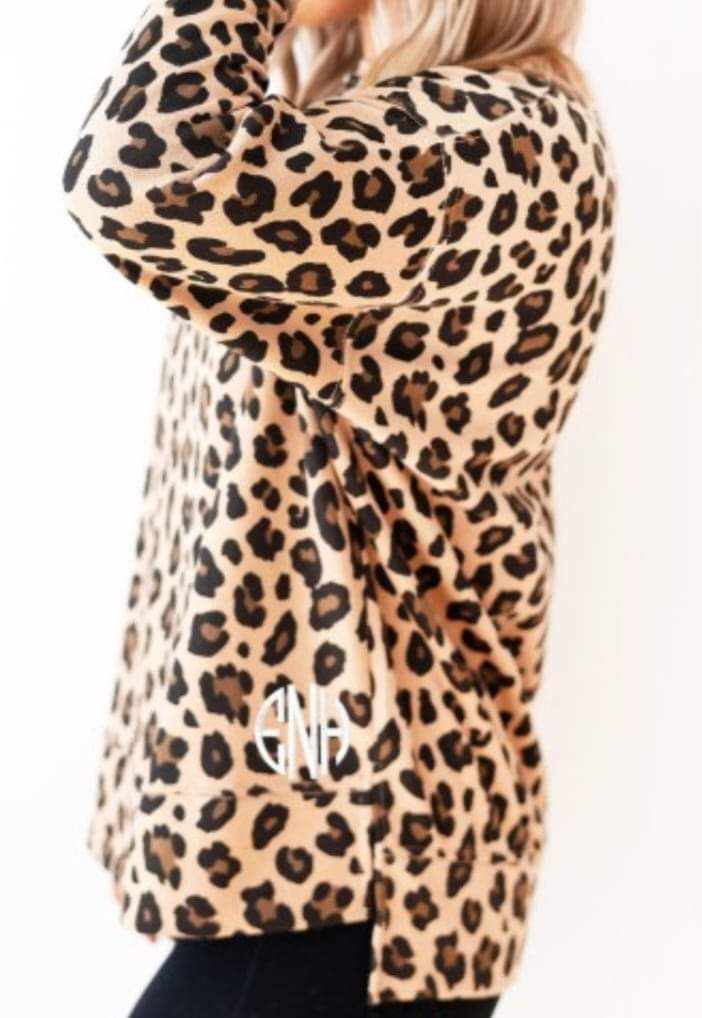 Leopard pullover
